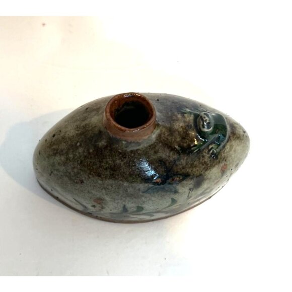 Vintage Studio Art Frog Bud Vase High Gloss Ceramic Floral Detailing Felt Pads - Picture 6 of 7